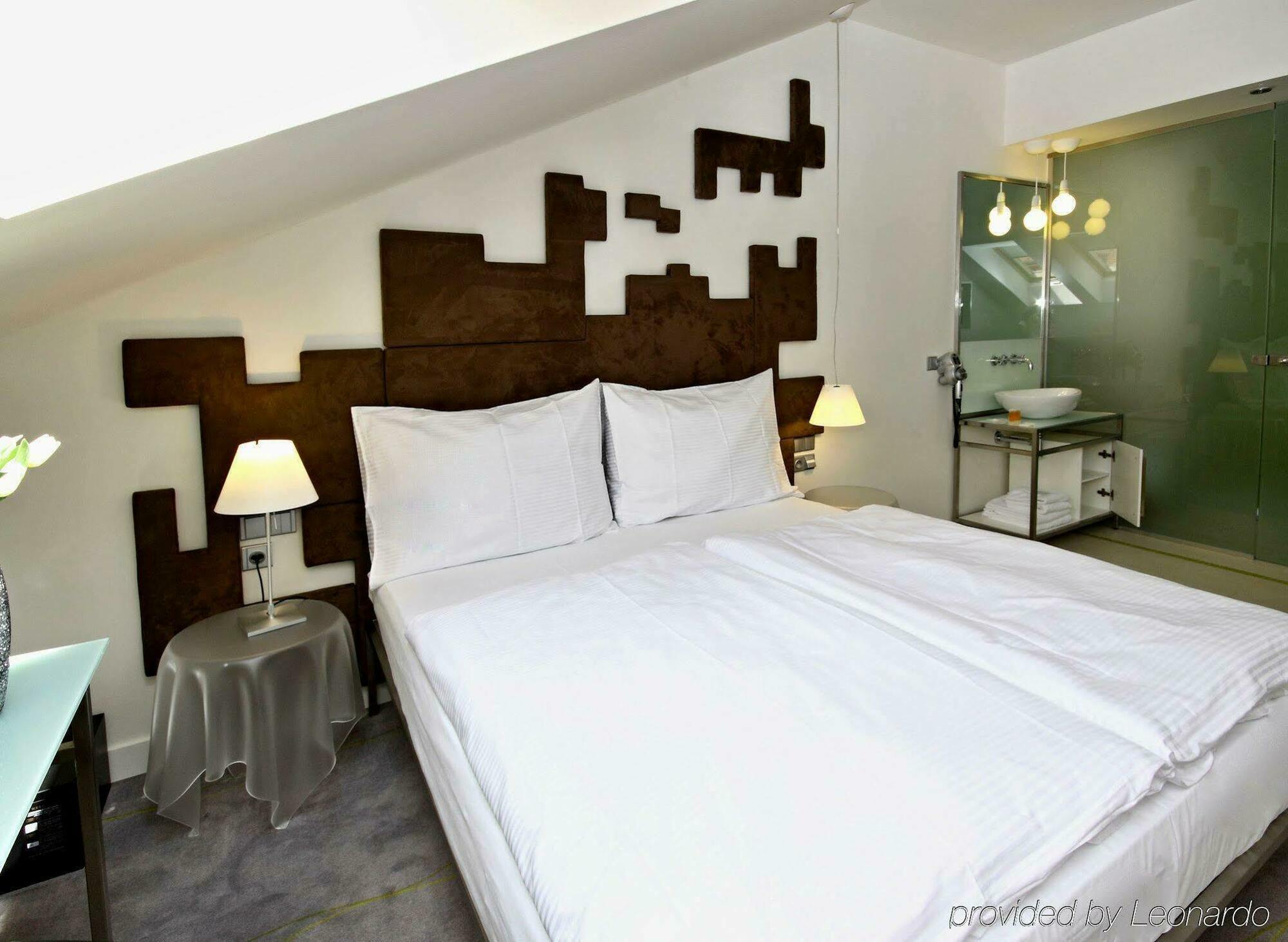 Pure White Hotel Praga Cameră foto